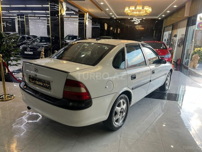 Opel Vectra-6
