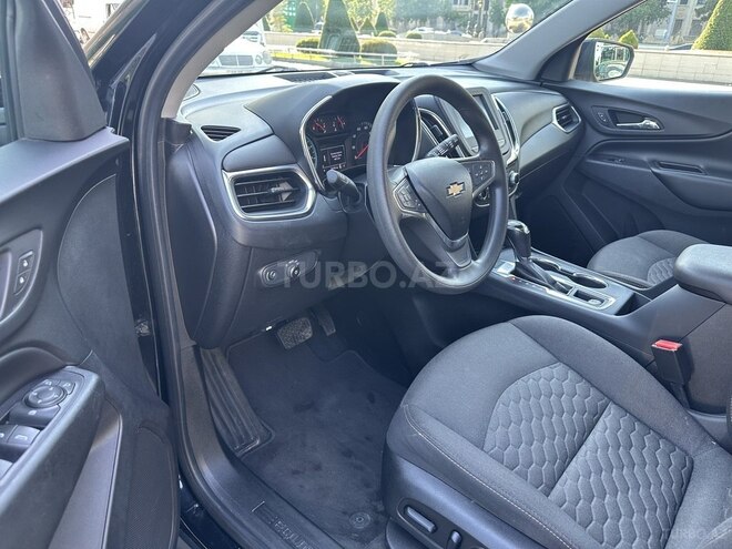 Chevrolet Equinox-21