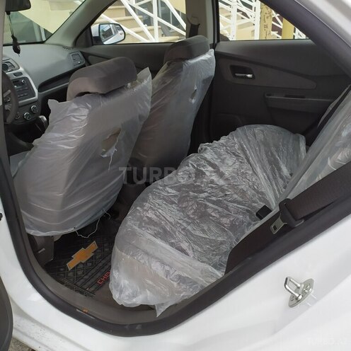 Chevrolet Cobalt-7