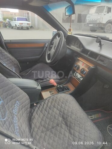 Mercedes 200-5