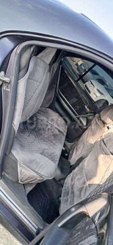 Mercedes E 230-4