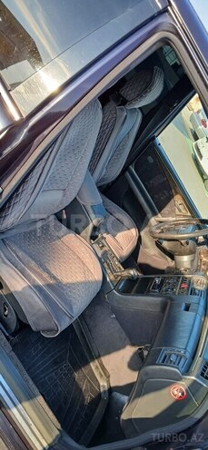 Mercedes E 230-3