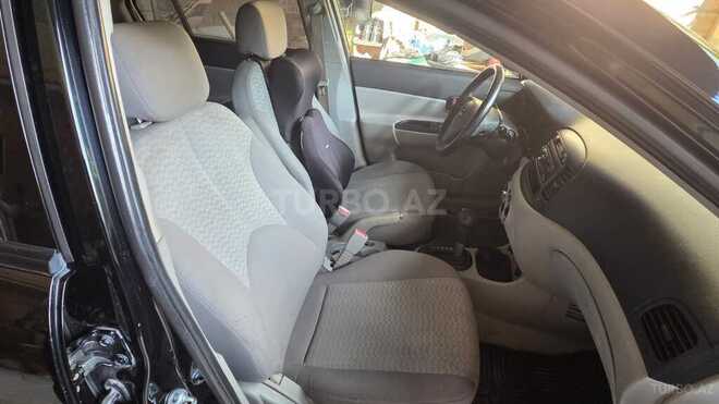 Hyundai Accent-7