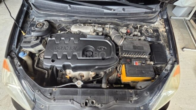 Hyundai Accent-11