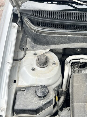 Kia Rio-13
