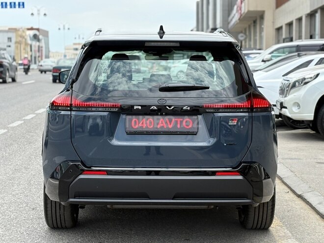 Toyota RAV4-2