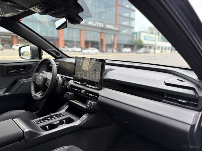 Toyota RAV4-9