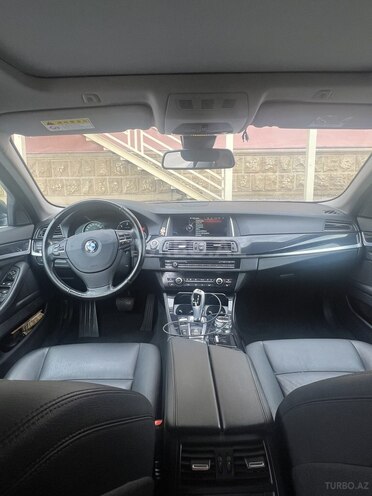 BMW 520d-8