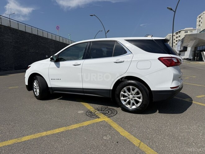 Chevrolet Equinox-5