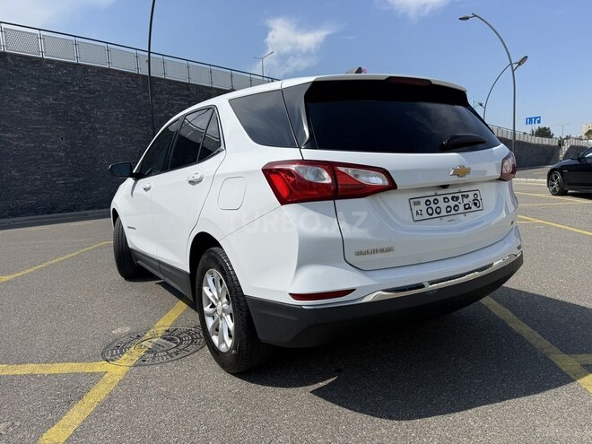 Chevrolet Equinox-8