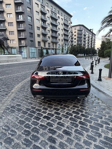 Mercedes E 250-3