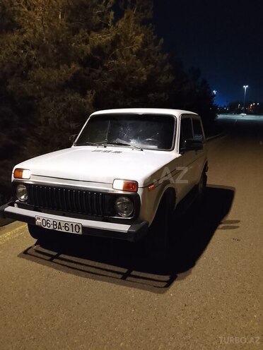 LADA (VAZ) Niva-8