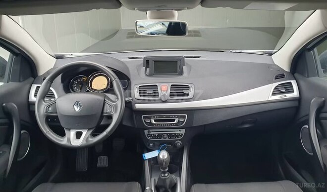 Renault Megane-8