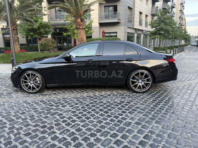Mercedes E 250-6