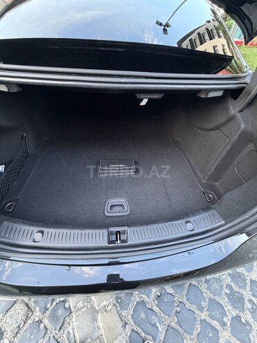 Mercedes E 250-13
