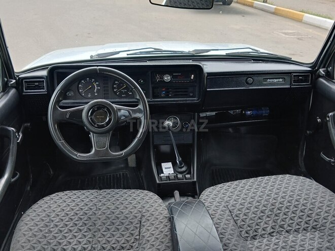 LADA (VAZ) 2107-8