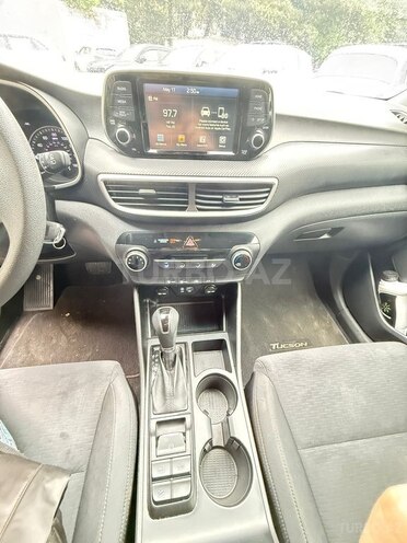 Hyundai Tucson-8