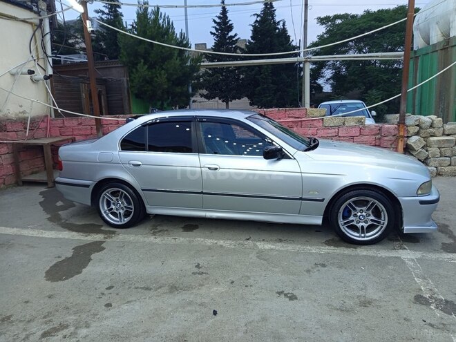 BMW 528-3