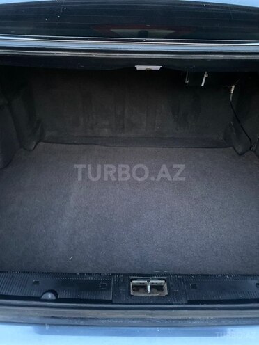 Mercedes E 230-6
