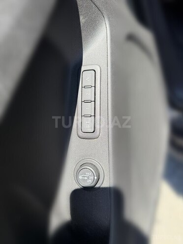 Chevrolet Equinox-17