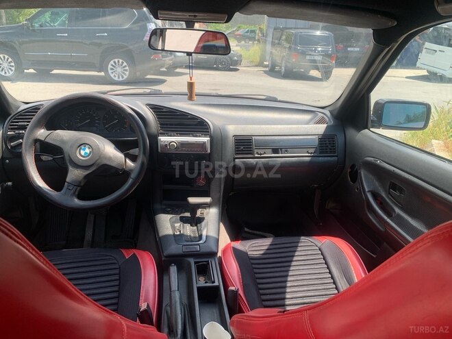 BMW 318-6