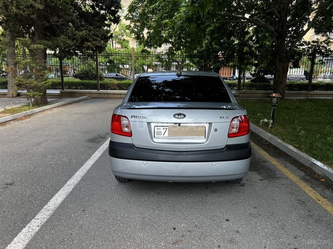 Kia Rio-7