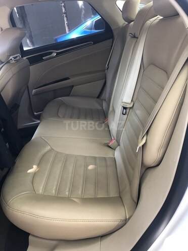 Ford Fusion (North America)-12