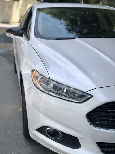 Ford Fusion (North America)-6