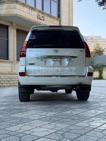 Toyota Land Cruiser Prado-12