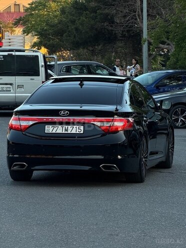 Hyundai Grandeur-5