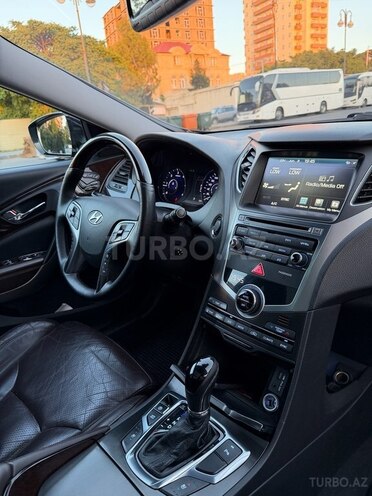 Hyundai Grandeur-13