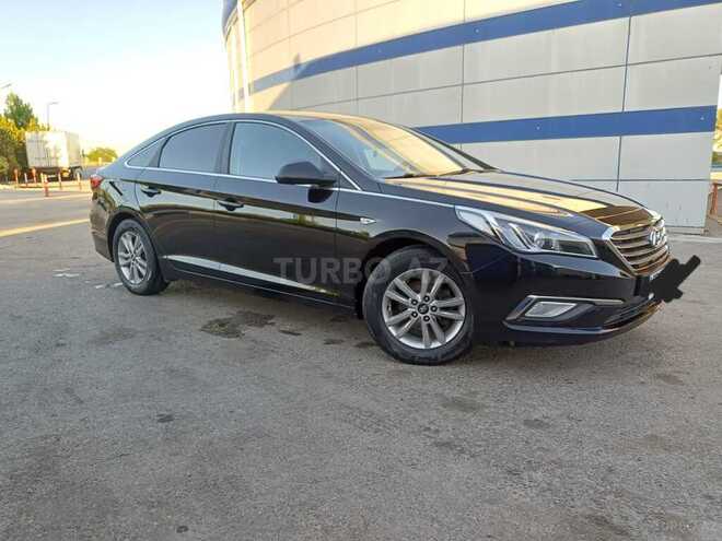 Hyundai Sonata-5
