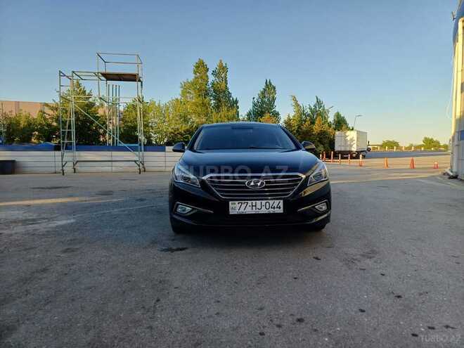 Hyundai Sonata-12