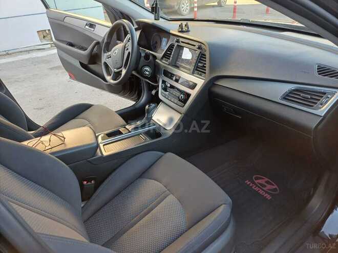 Hyundai Sonata-21