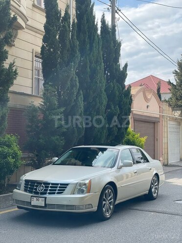 Cadillac DTS-2