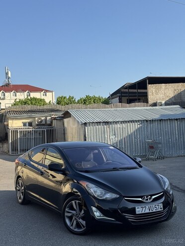 Hyundai Elantra-2