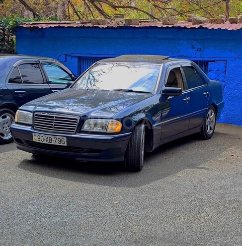Mercedes C 230-1