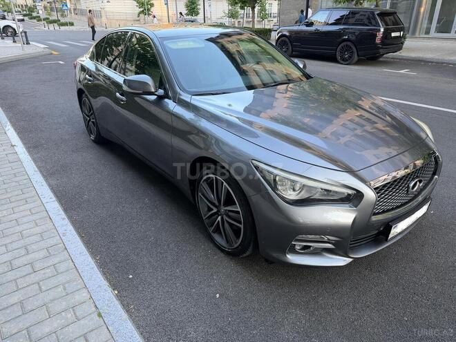 Infiniti Q50-3