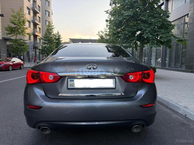 Infiniti Q50-4