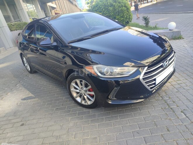 Hyundai Elantra-6