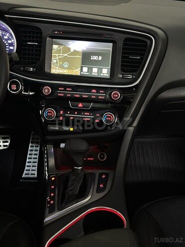 Kia Optima-17