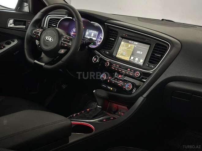 Kia Optima-13