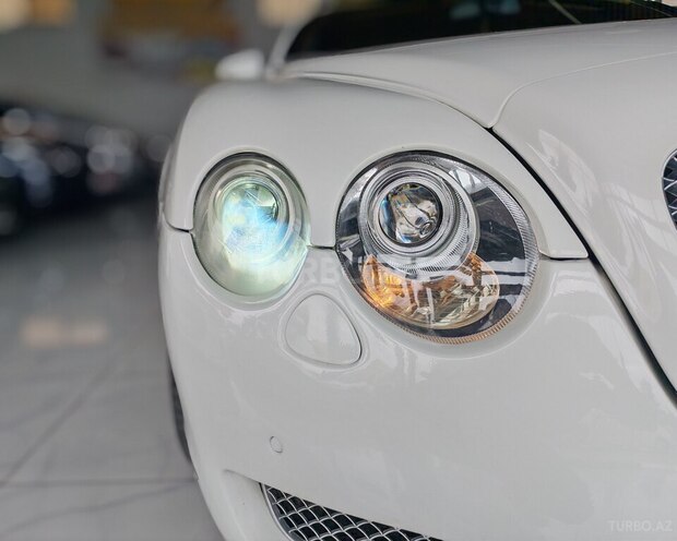 Bentley Continental GT-9