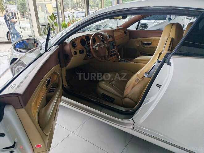 Bentley Continental GT-13