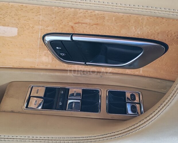 Bentley Continental GT-20