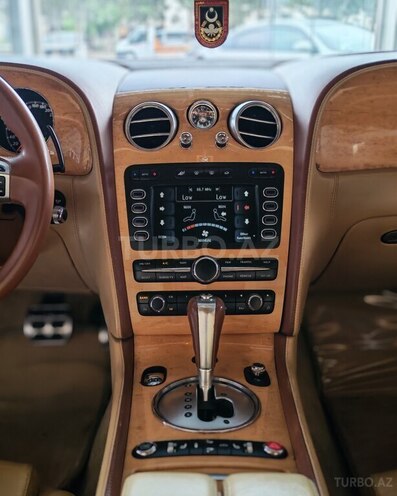 Bentley Continental GT-17