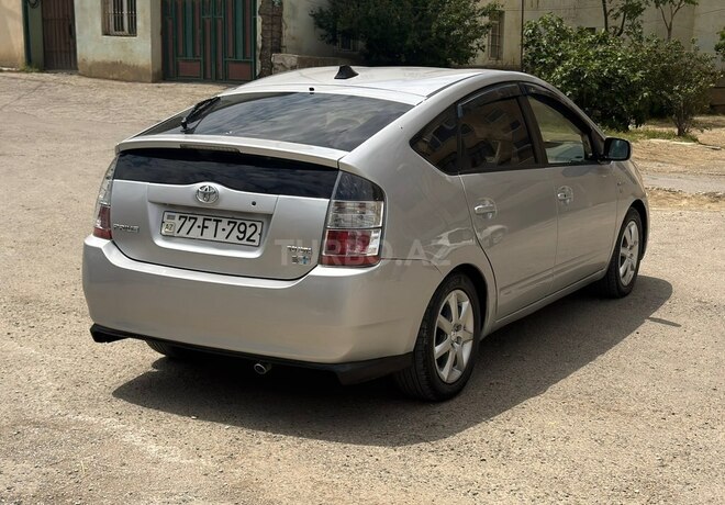 Toyota Prius-6