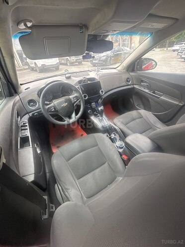 Chevrolet Cruze-5
