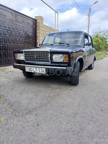LADA (VAZ) 2107-1