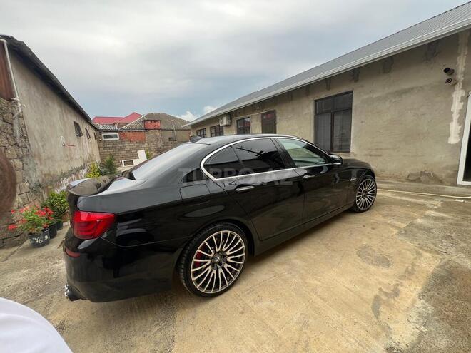 BMW 528-2